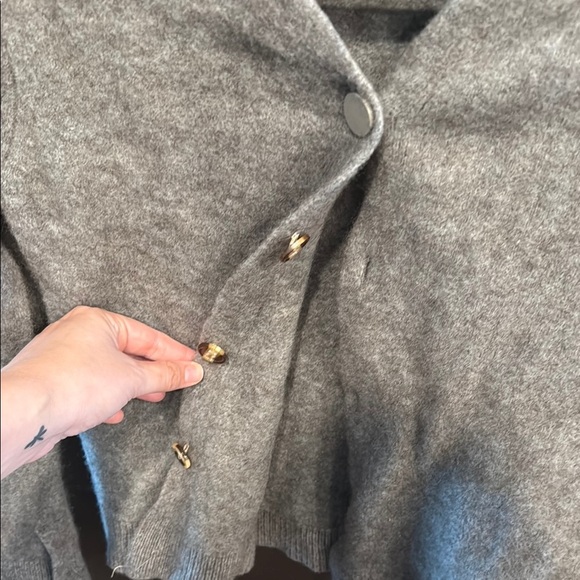 Cozy Gray Women's Cardigan - Picture 3 of 6